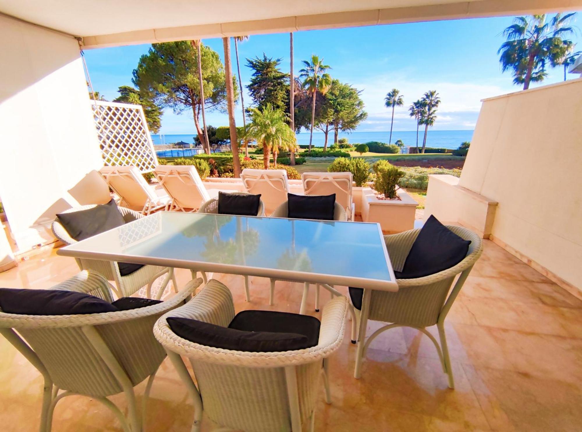 Luxury Frontline Residence Ehhouse エステポナ エクステリア 写真