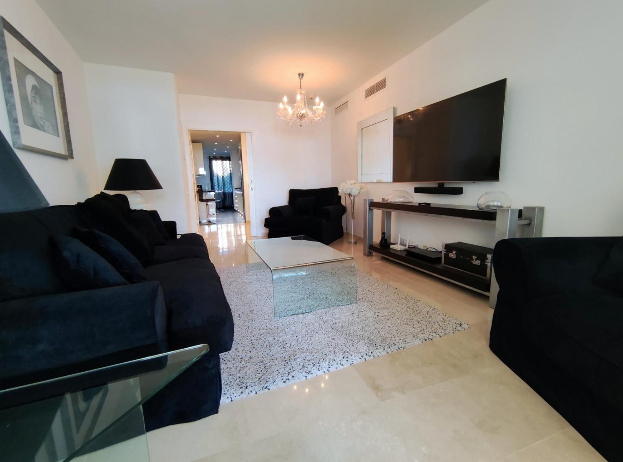 Luxury Frontline Residence Ehhouse エステポナ エクステリア 写真